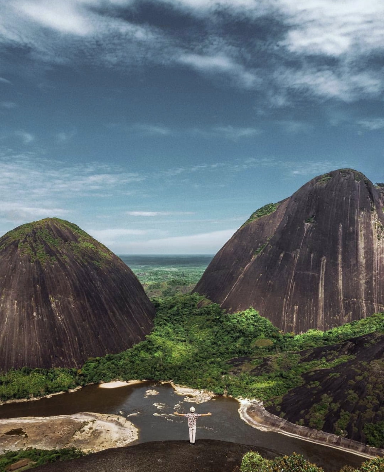 Cerros De Mavicure Guainía